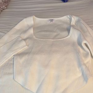 White king sleeved sweater